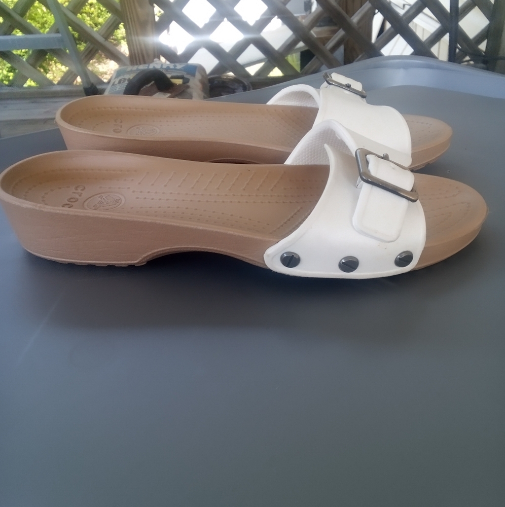 CROCS White and Tan Sandals with Studded Strap